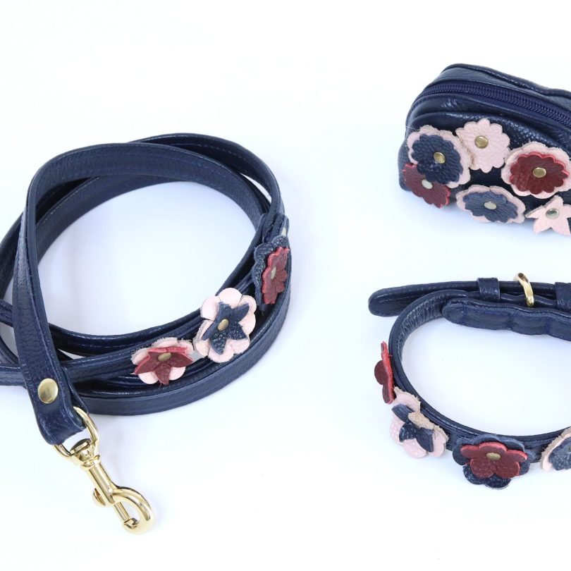 BLOSSOM LEASH